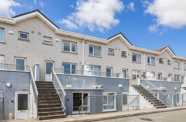 3 Parkside View, Off Nephin Road, Navan Road, Dublin 7, Dublin 7 - Click to view photos