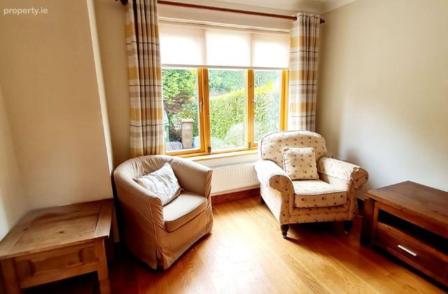 Glasnevin Village, Drumcondra, Dublin 9 - Click to view photos