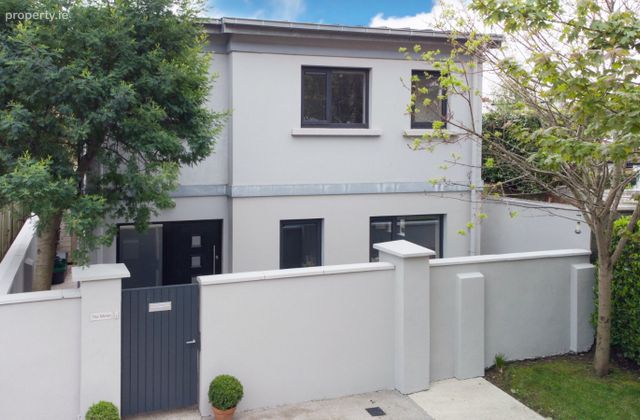 The Mews, Wilford Court, Bray, Co. Wicklow, Bray, Co. Dublin - Click to view photos