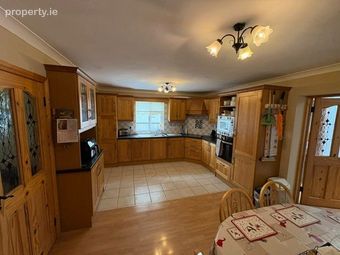 16 The Sycamores, Rochfortbridge, Rochfortbridge, Co. Westmeath - Image 4