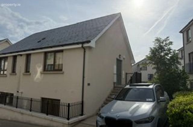 1 The Walk, Robswall, Malahide, Co. Dublin - Click to view photos