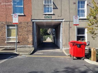 Summer Arch, Dublin 1 - Image 3