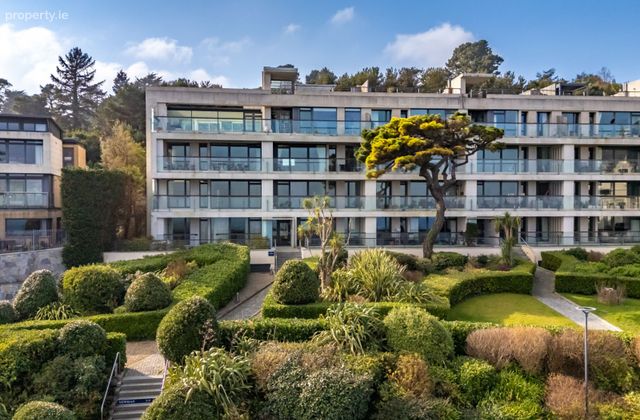 Apartment 6, Newman, The Court Killiney Bay, Station Road, Killiney, Co. Dublin - Click to view photos