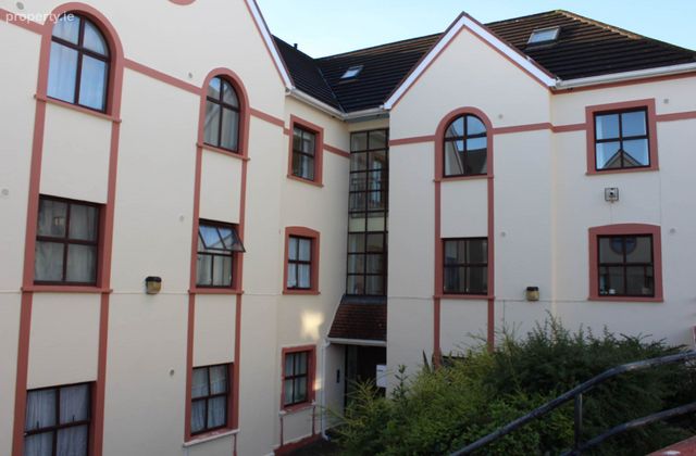 Apartment 11, Fortwell Court, Fortwell, Letterkenny, Co. Donegal, Letterkenny, Co. Donegal - Click to view photos