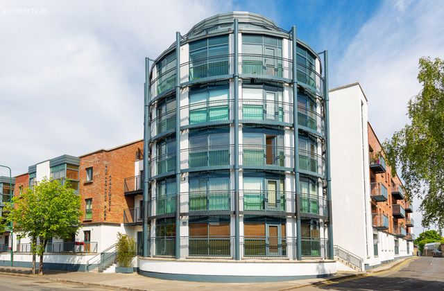 60 Shelbourne Park Apartments, South Lotts Road, Ringsend, Dublin 4, Ringsend, Dublin 4 - Click to view photos
