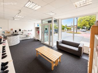2 Willowfield Park, Goatstown, Dublin 14 - Image 4