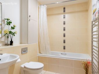 32 Stratton Grove, Adamstown, Lucan, Co. Dublin, Adamstown, Co. Dublin - Image 5