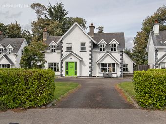 2 Landsend, Abbeyside, Dungarvan, Co Waterford, Dungarvan, Co. Waterford - Image 2