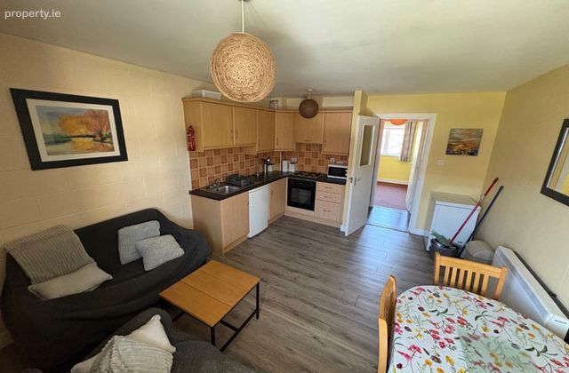 Apartment Cratloe Wood Student Village,old Cratloe Road,limerick, Moylish, Co. Limerick - Click to view photos