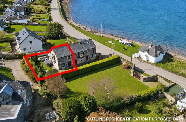 3 Seaview Court, Sea Road, Courtmacsherry, Co. Cork - Click to view photos