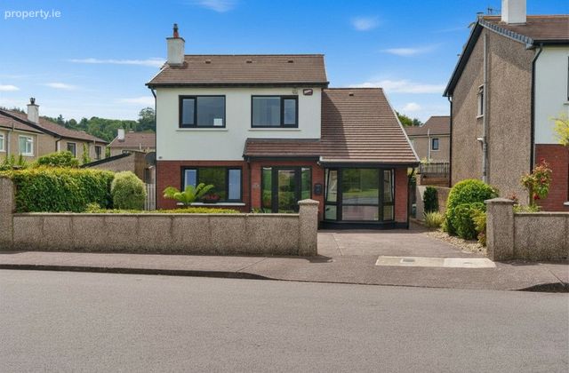 29 Kiltegan Lawn, Rochestown Road, Rochestown, Co. Cork - Click to view photos