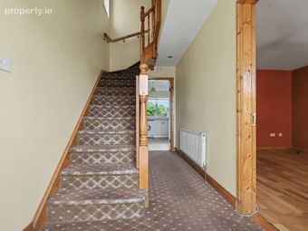 6 Woodside Park, Ballaghaderreen, Co. Roscommon - Image 2