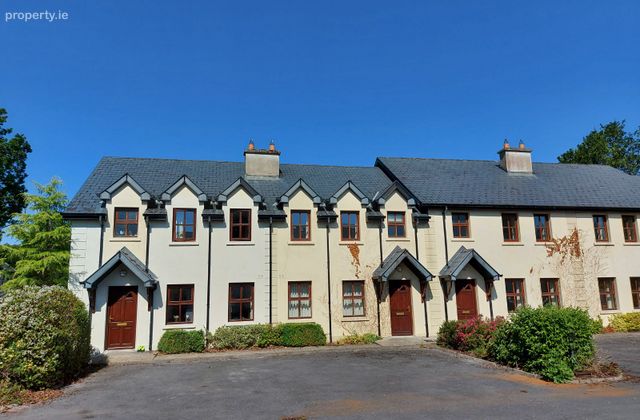 Carrownakilly Quay, Ballycuggaran, Ogonelloe, Co. Clare - Click to view photos
