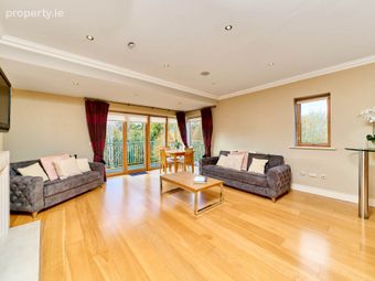 28 Beech Lodge, Farmleigh Woods, Castleknock, Dublin, Castleknock, Dublin 15 - Image 3