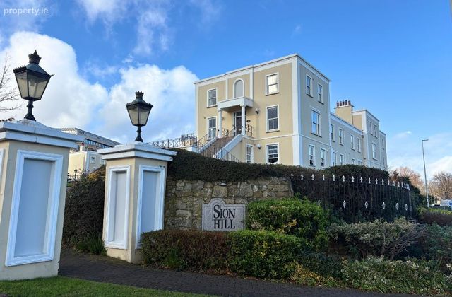 63 Castledawson, Rock Road, Blackrock, Co. Dublin - Click to view photos