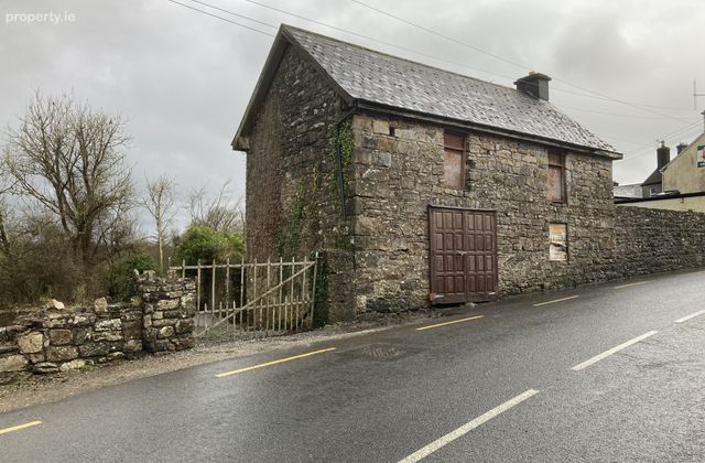 Feakle Road, Scarriff, Co. Clare - Click to view photos