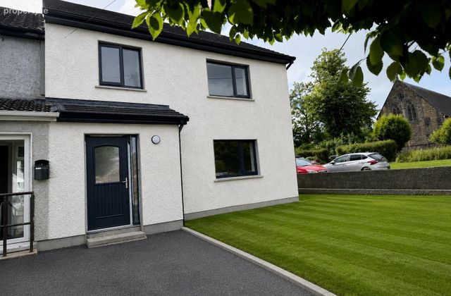 15a Connolly Park, Clonmel, Clonmel, Co. Tipperary - Click to view photos