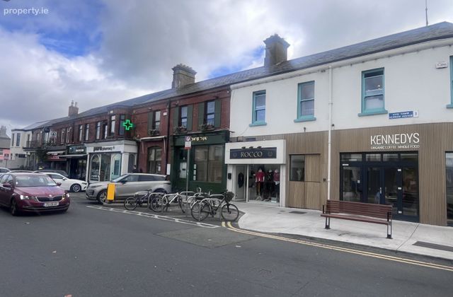 196 Clontarf Road, Clontarf, Dublin 3 - Click to view photos