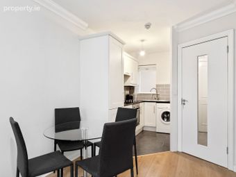Apartment 70, Finnegan House, Viking Harbour Apartments, Dublin 8 - Image 4