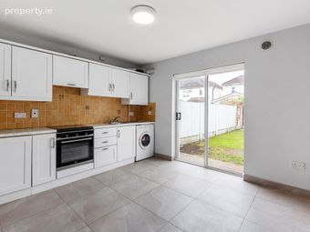 35 Linnetfields Walk, Clonee, Dublin 15, Clonee, Dublin 15 - Image 4