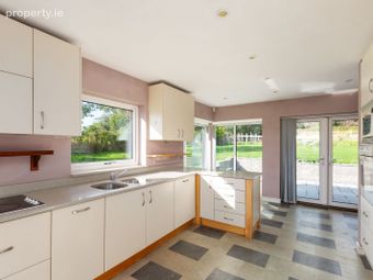 88 The Briary, Blainroe, Co. Wicklow - Image 5