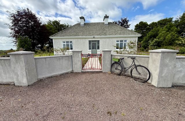 Quinaltagh, Garrafrauns, Dunmore, Tuam, Co. Galway - Click to view photos