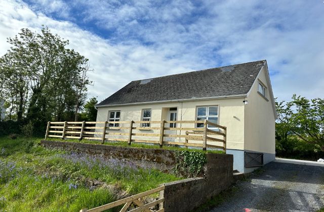 Ro House, Ballagh, Ballagh, Co. Galway - Click to view photos