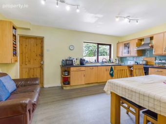 25 Ardbanagher, Glaslough, Co. Monaghan, Glaslough, Co. Monaghan - Image 4