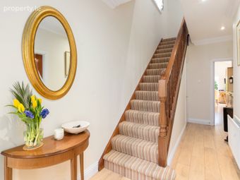 57 St Gabriels, Cabinteely, Dublin 18, Cabinteely, Dublin 18 - Image 2