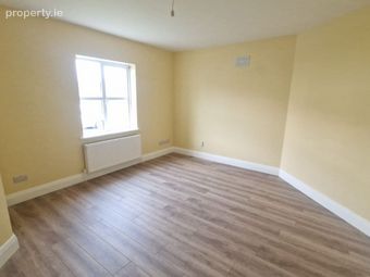 93 Tarmon Manor, Castlerea, Castlerea, Co. Roscommon - Image 3