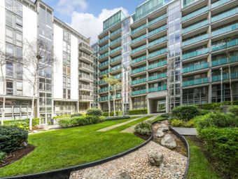 Apartment 24, Kirkpatrick House, IFSC, Dublin 1 - Image 2