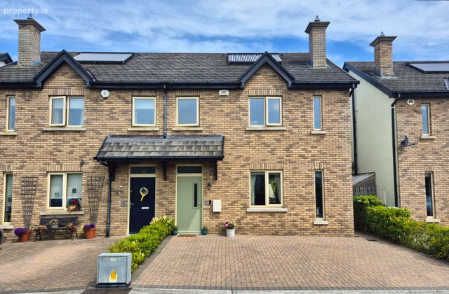 24 Cooper's Wood, Chapel Road, Kinsealy, Malahide, Co. Dublin - Click to view photos