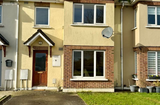11 The Court, Dun Eala, Fermoy, Co. Cork - Click to view photos