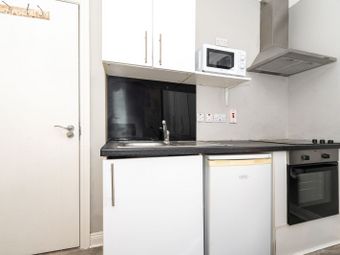 Flat 1, 12 Saint Anthony's Road, Rialto, Dublin 8 - Image 3