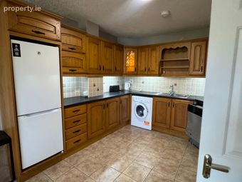 28 Fern Way, Classes Lake, Ballincollig, Co. Cork - Image 5