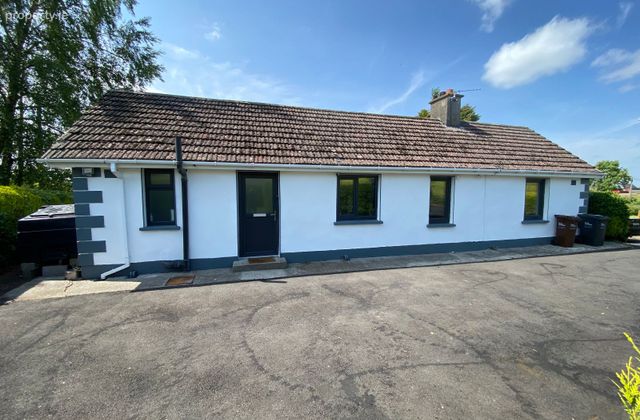 Crookstown Upper, Ballitore, Athy, Co. Kildare, Crookstown, Co. Kildare - Click to view photos