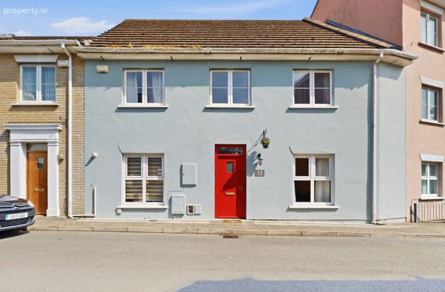 14 Hamlet Square, Balbriggan, Co. Dublin - Click to view photos