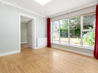 13 Stradbrook Grove, Blackrock, Monkstown, Co. Dublin - Image 5