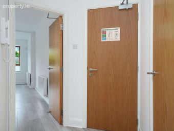 6 Garrison Mews, Cabinteely, Dublin 18, Cabinteely, Dublin 18 - Image 3