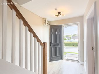 14 Griffith Avenue, Cootehill, Co. Cavan - Image 2