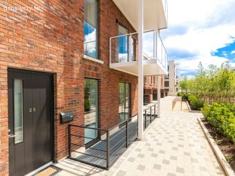 Apartment 25, Meadow View, Leopardstown, Dublin 18 - Image 2