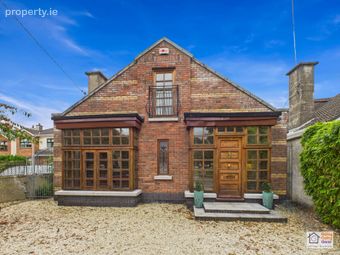 42 Ballydowd Grove, Lucan, Co. Dublin - Image 2