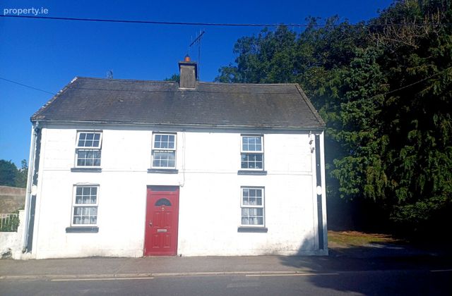 Chapel Street, Borrisoleigh, Co. Tipperary - Click to view photos