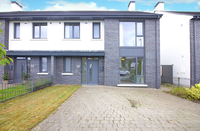 61 Oldtown Woods, Celbridge, Celbridge, Co. Kildare - Click to view photos