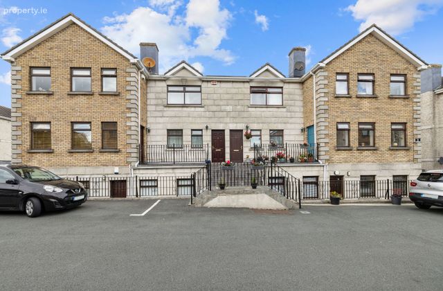 3 Roseville Court, Dublin Road, Bray, Co. Wicklow - Click to view photos