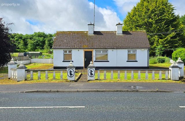 2 Corkhill, Kinnegad, Co. Westmeath - Click to view photos