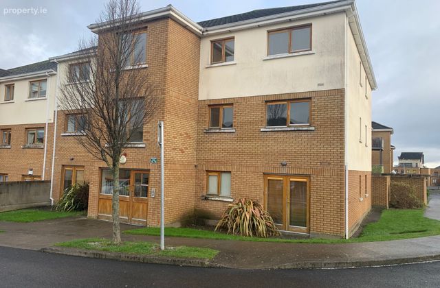 Deerpark Lodge, Kiltipper, Dublin 24 - Click to view photos