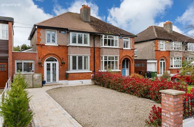 275 Collins Avenue, Whitehall, Dublin 9 - Click to view photos