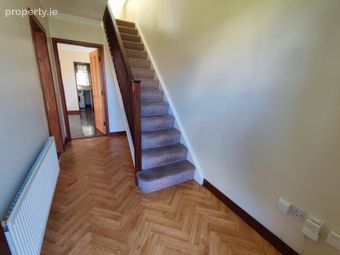 6 Whitethorn Grove, Letterkenny, Letterkenny, Co. Donegal - Image 2