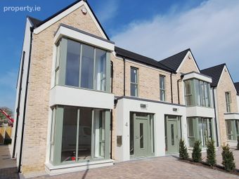 33 The Holly, Water Rock Manor, Midleton, Co. Cork